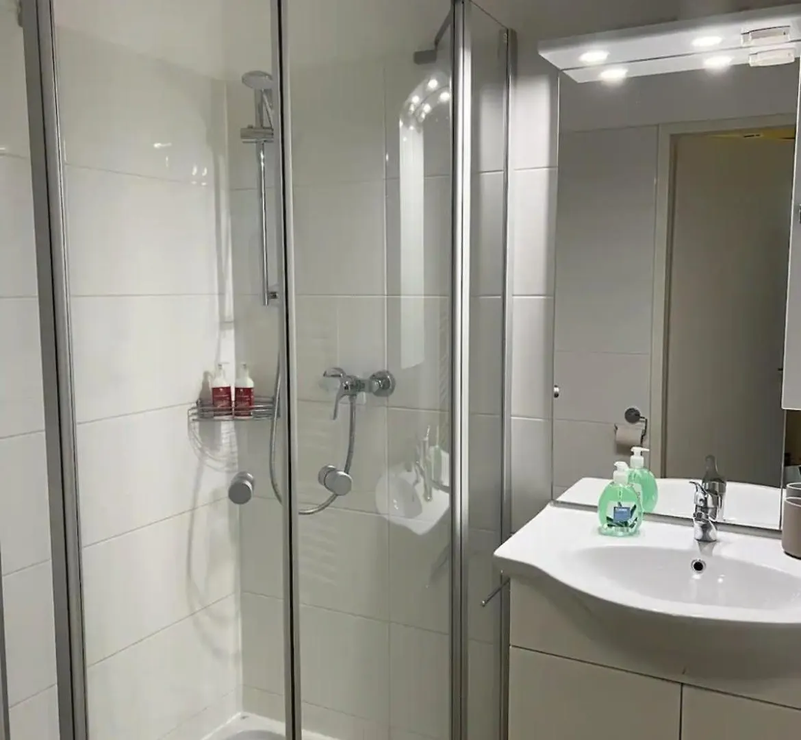 Charmante Wohnung Im Herzen Von Graz 0*,